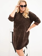 Dámské šaty plus size manšestrové s volným střihem hnědá