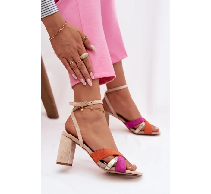 Dámské sandály na podpatku s pásky Eko semiš Béžové model 21937467 - Boto