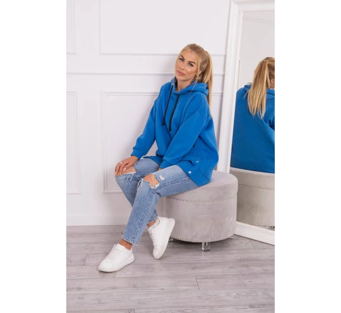 Zateplená mikina s chrpově modrými patentkami