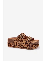 Dámské sandály s přezkami na masivní platformě model 21699152 - Boto Dámské sandály s přezkami na masivní platformě model 21699152 - Boto