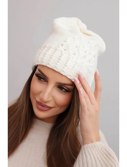 Dámská zimní čepice z vlny s a prodlouženými stranami fialová model 21865216 - K-Fashion Dámská zimní čepice z vlny s a prodlouženými stranami fialová model 21865216 - K-Fashion