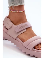 Dámské sandály na platformě Big Star NN274753 růžové Dámské sandály na platformě Big Star NN274753 růžové