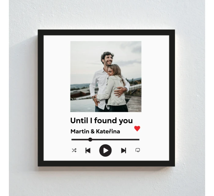 Personalizovaný plakát v rámu - čtverec 20x20 - hudební přehrávač Personalizovaný plakát v rámu - čtverec 20x20 - hudební přehrávač
