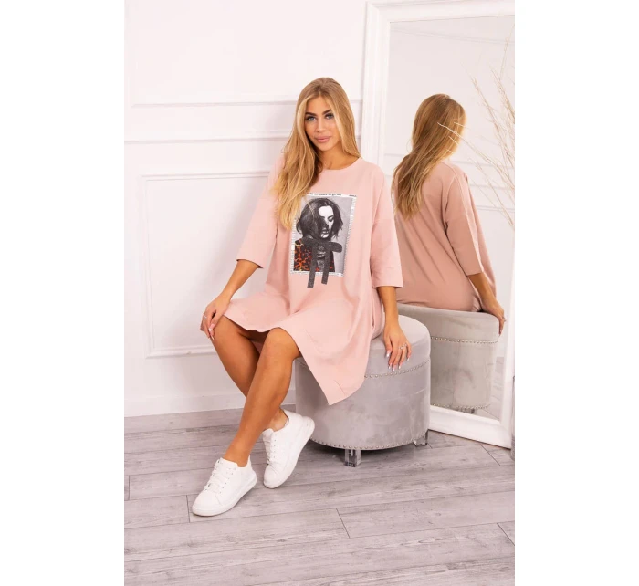 Šaty s potiskem a rozšířeným spodním dílem tmavě pudrově růžové