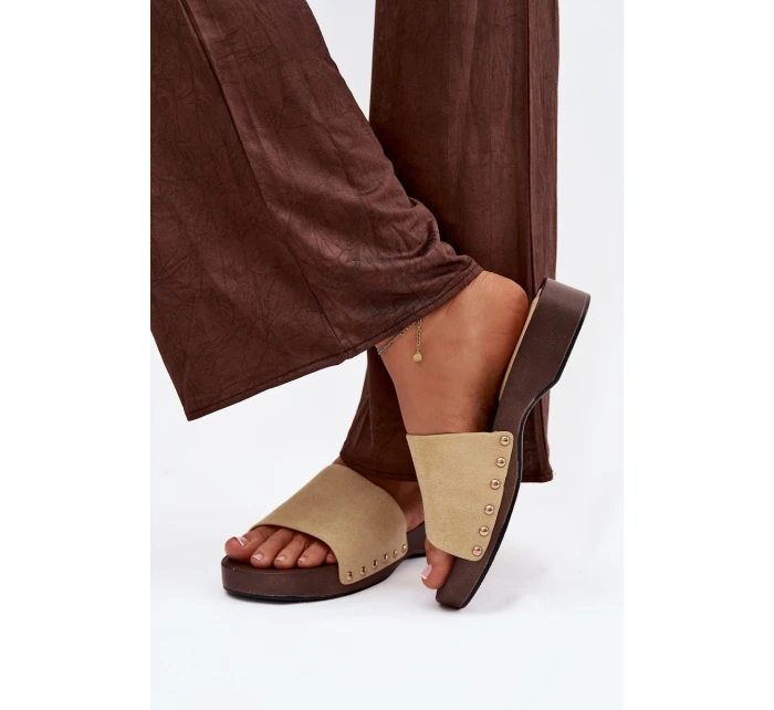 Dámské žabky se zlatými sponami Žluté model 21918754 - Boto Dámské žabky se zlatými sponami Žluté model 21918754 - Boto