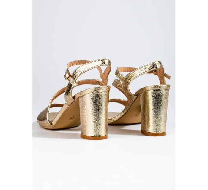 Klasické dámské sandály černé na širokém podpatku Klasické dámské sandály černé na širokém podpatku