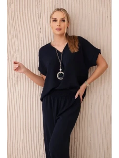 Komplet s náhrdelníkem halenka + kalhoty námořnická modř