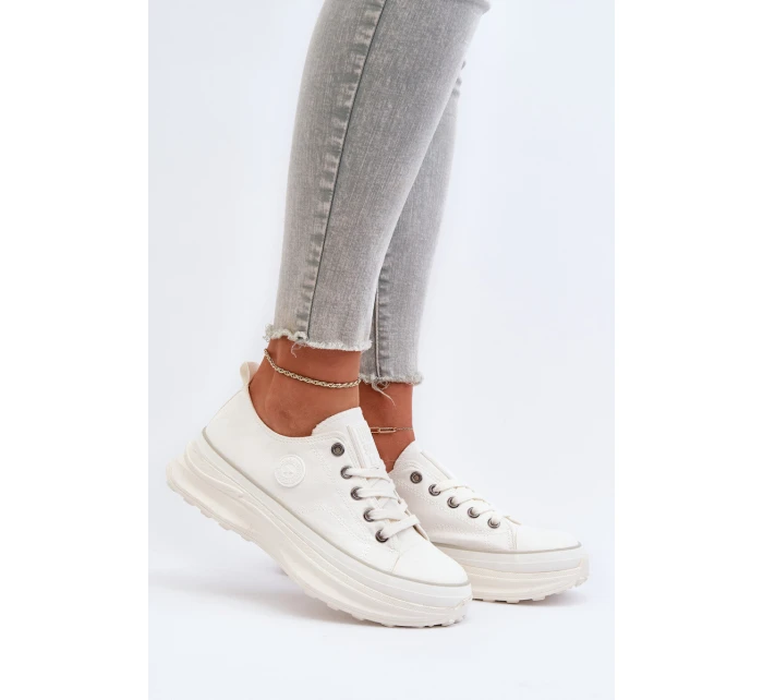 Dámské tenisky na masivní podrážce Big Star model 21653744 Bílé - Big Star Shoes Dámské tenisky na masivní podrážce Big Star model 21653744 Bílé - Big Star Shoes