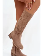 Ažurové dámské kozačky na klínu béžové model 21821926 - Boto