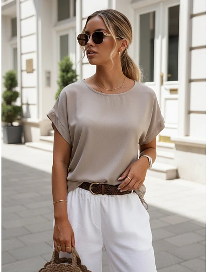 Dámská oversize blůza z viskózy s krátkými rukávy v barvě mokka, FashionStreet RY2925 Dámská oversize blůza z viskózy s krátkými rukávy v barvě mokka, FashionStreet RY2925