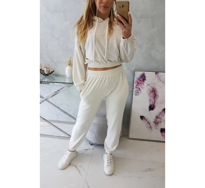 Velurová souprava s kapucí ecru Velurová souprava s kapucí ecru