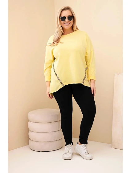 Dámská blůza Plus Size bavlněná s ohrnovacími rukávy a lampasem v leopardím vzoru žlutý Dámská blůza Plus Size bavlněná s ohrnovacími rukávy a lampasem v leopardím vzoru žlutý