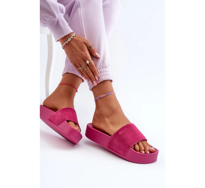Dámské žabky na platformě z semiše Big Star model 21655533 fuchsie - Big Star Shoes Dámské žabky na platformě z semiše Big Star model 21655533 fuchsie - Big Star Shoes