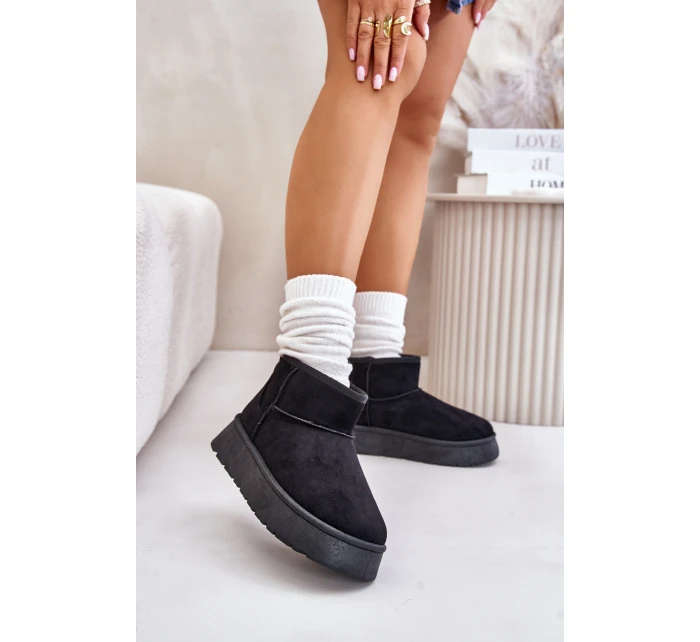 Nízké dámské sněhule na platformě zateplené kožíškem černé Saldren Nízké dámské sněhule na platformě zateplené kožíškem černé Saldren