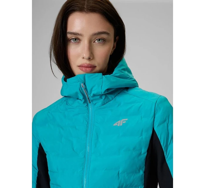 Dámská trekingová bunda 4F PRO s výplní Primaloft Silver 4F 4FWSS26TDJAF0850-35S Dámská trekingová bunda 4F PRO s výplní Primaloft Silver 4F 4FWSS26TDJAF0850-35S