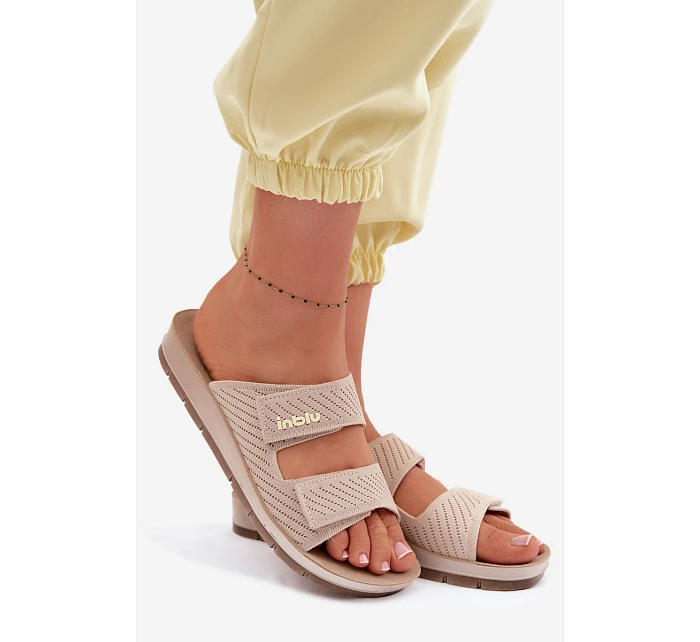 Dámské pantofle  Béžové model 22094873 - Inblu