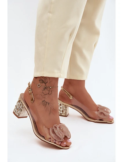 Průhledné sandály na podpatku s krystaly model 22140931 Zlaté - D&A