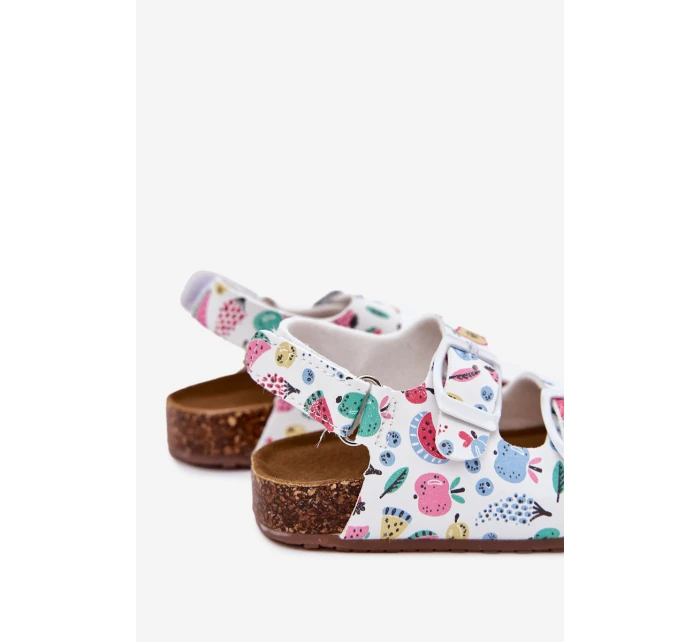 Dětské sandály na korkové podrážce s přezkami ovoce bílé Thessa Dětské sandály na korkové podrážce s přezkami ovoce bílé Thessa