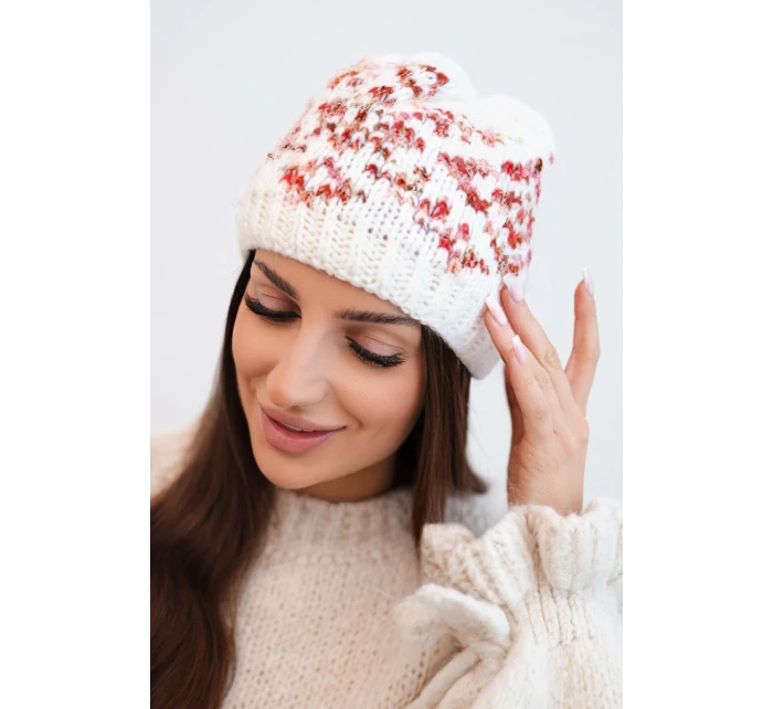 Dámská zimní vlněná čepice s ozdobnými krystalky K399 černá