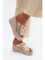 Dámské pantofle z pravé kůže na platformě Vinceza 95392 Zlaté