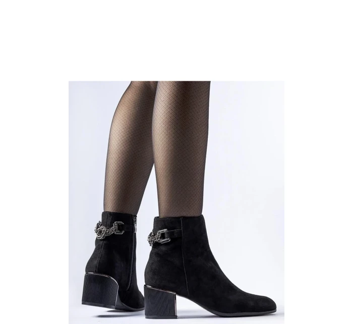 Boty na podpatku model 206492 Solea Boty na podpatku model 206492 Solea