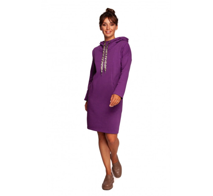 B238 Šaty s vysokým límcem a leopardím vzorem - fialové