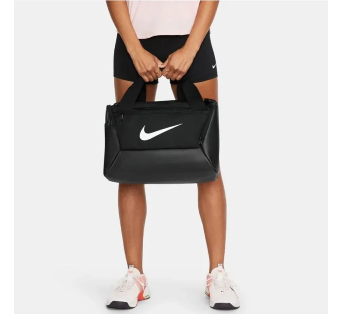 Taška Nike Brasilia 9.5 DM3977 010