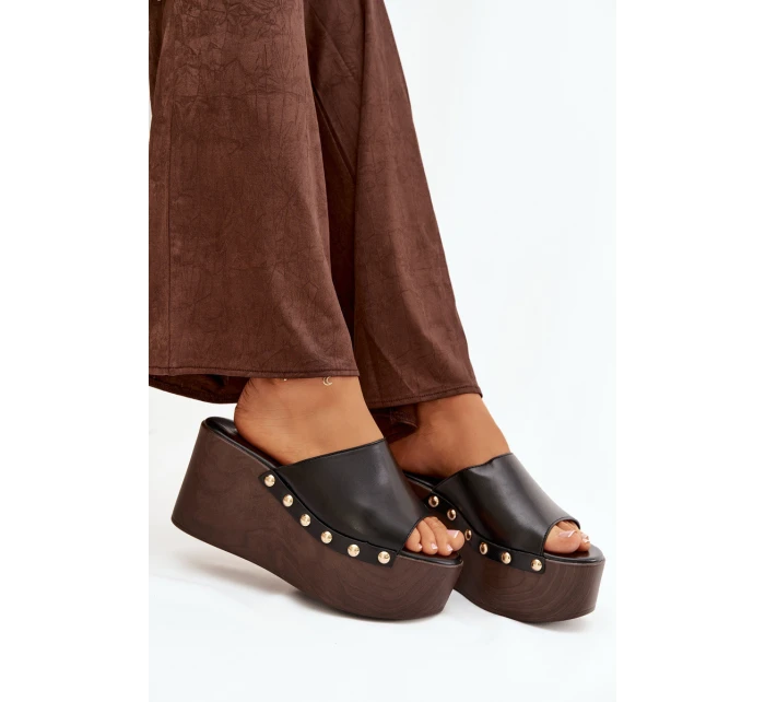 Dámské pantofle na platformě s cvočky černé Mareline