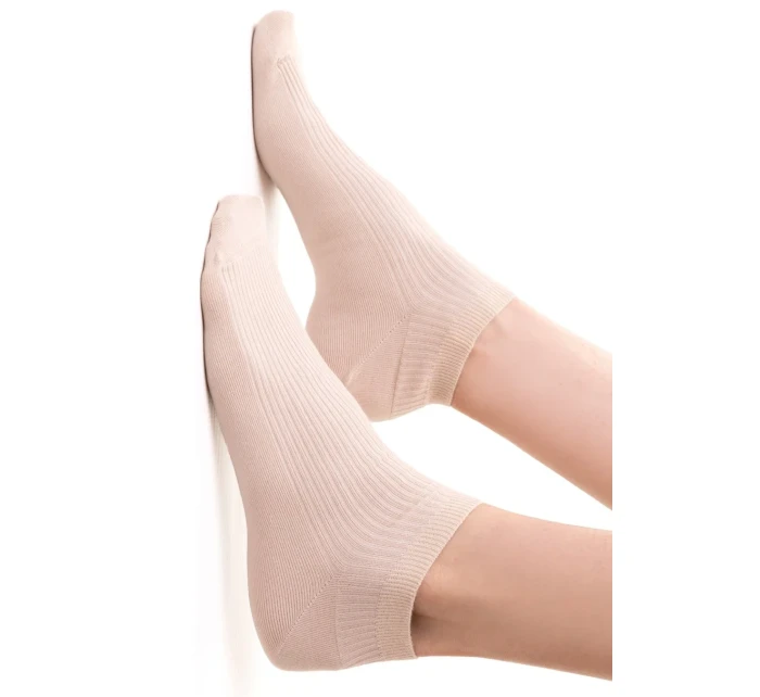 DÁMSKÉ PRUHOVANÉ PONOŽKY 137