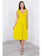 Šaty s širokými ramínky