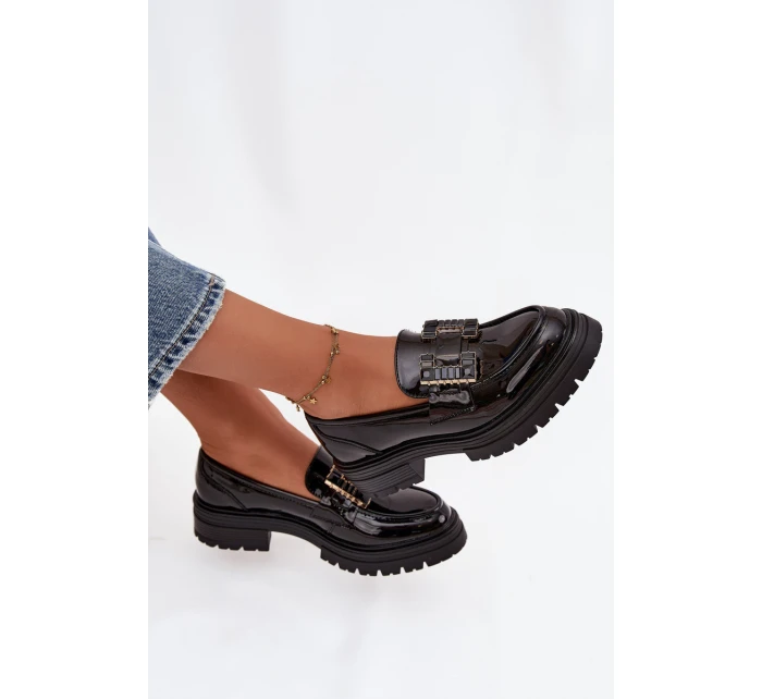 Lakované dámské mokasíny s ozdobou Ysandra – černé