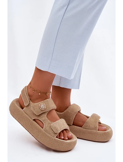 Ozdobené dámské sandály na platformě GOE TT2N4101 béžové