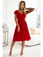 Červené dámské šaty s výstřihem a krátkými rukávy model 19735866 - numoco
