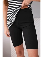 Dámský viskózový pruhovaný komplet s krátkým rukávem a šortkami černý Dámský viskózový pruhovaný komplet s krátkým rukávem a šortkami černý