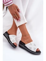 Dámské kožené pantofle na klínu model 21695138 bílé - VINCEZA