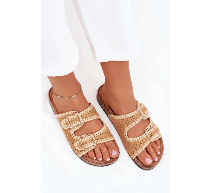 Háčkované dámské pantofle se zlatými sponami Camel Fenira Háčkované dámské pantofle se zlatými sponami Camel Fenira