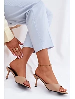 Dámské sandály na podpatku látkové Béžové model 22111314 - Boto