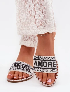 Dámské sandály na plochém podpatku se zdobením Amore bílé Avelina