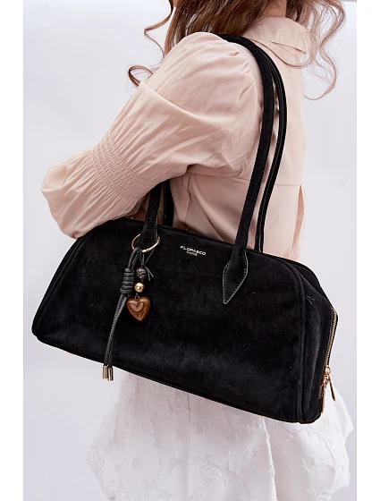Eko semišová kabelka s přívěskem Černá model 22111500 - Flora&Co