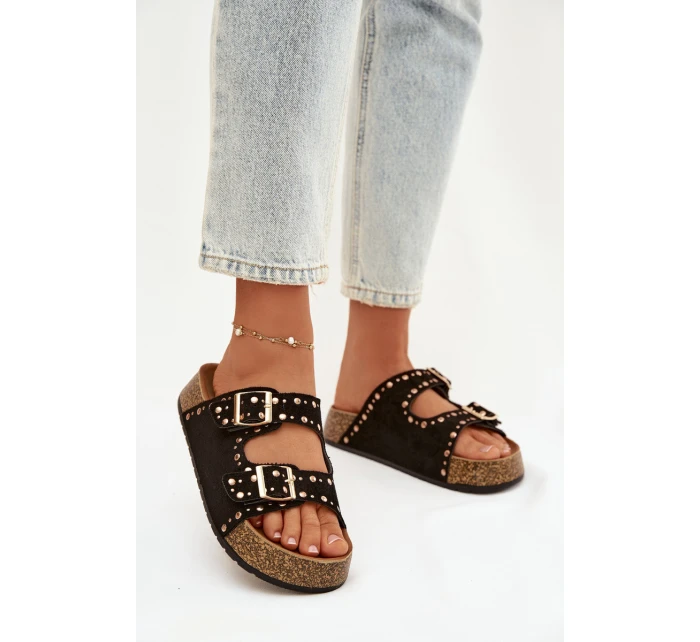 Dámské pantofle se zlatými sponami a knoflíky Černé model 21918999 - Boto