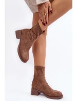 Dámské botky na nízkém podpatku hnědé model 21642131 - EVENTO Dámské botky na nízkém podpatku hnědé model 21642131 - EVENTO