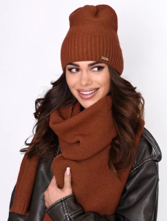 DÁMSKÁ ČEPICE P-014