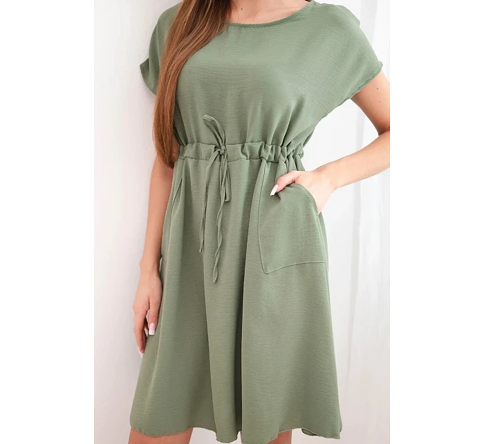 Dámské šaty s krátkým rukávem a vázáním v pase khaki Dámské šaty s krátkým rukávem a vázáním v pase khaki