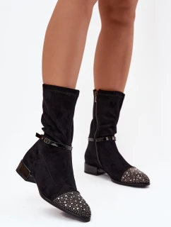 Dámské kotníkové boty na nízkém podpatku s ozdobou a páskem D&A MR52-165 Černé