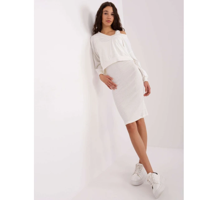 EM KMPL 819 set 2.64P ecru