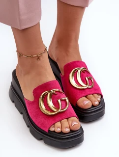 Dámské pantofle z ekologického semiše na klínku a platformě se zlatým zdobením Fuchsia Iaria