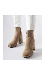 Boty na podpatku model 205870 Solea Boty na podpatku model 205870 Solea