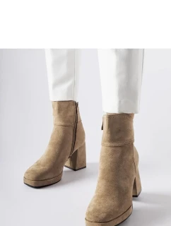 Boty na podpatku  model 205870 Solea