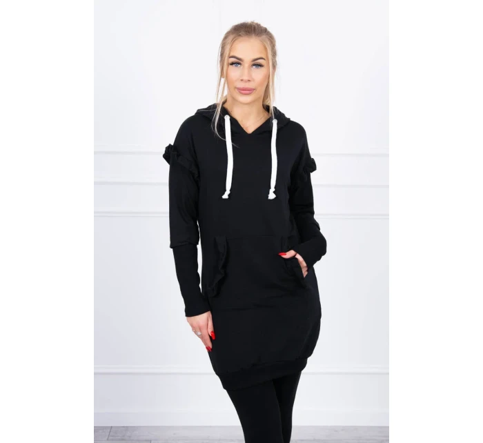 Šaty s ozdobnými volánky a kapucí černé barvy Šaty s ozdobnými volánky a kapucí černé barvy