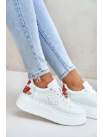 Dámské Kožené Tenisky Na Platformě S A Dekorativním  Bílé model 21675592 - VINCEZA